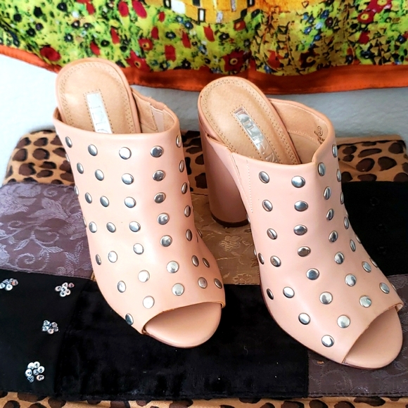 Women's Studded Mule Heels - Picture 14 of 15